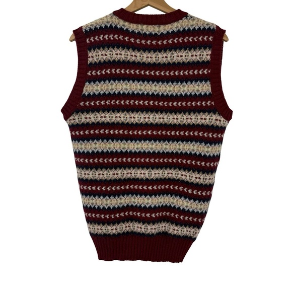 NEW 100% Wool Made in Scotland Charter Club V-neck Sweater Vest Sz M - Picture 2 of 5